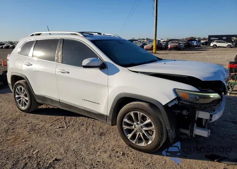 2019 Jeep Cherokee Latitude Plus z USA, uszkodzony, nr VIN 1C4PJLLB3KD249057